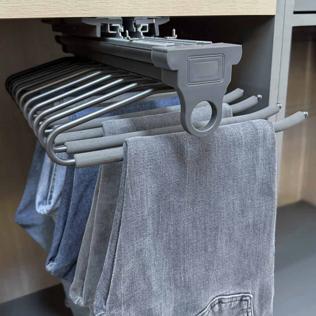 Pantalonera extraíble de 10 brazos